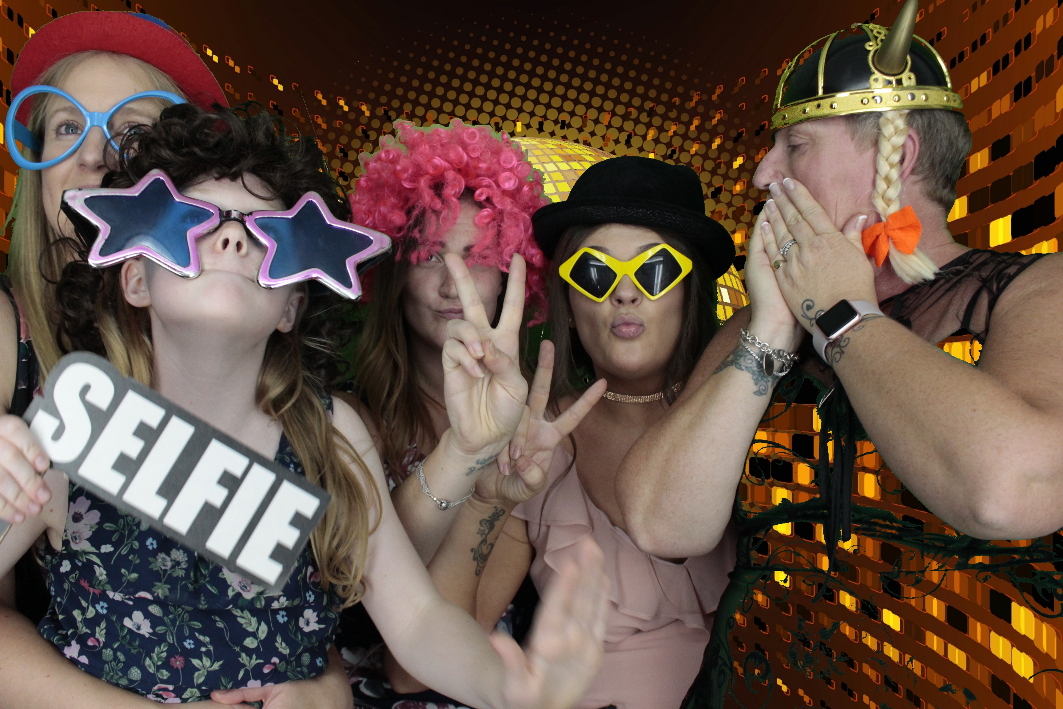 Mr & Mrs Hack's Wedding | View more photos from the event at gallery.myphotoboothexperience.co.uk/u/MyPhotoBoothExperienceLtd/Mr-Mrs-Hacks-Wedding